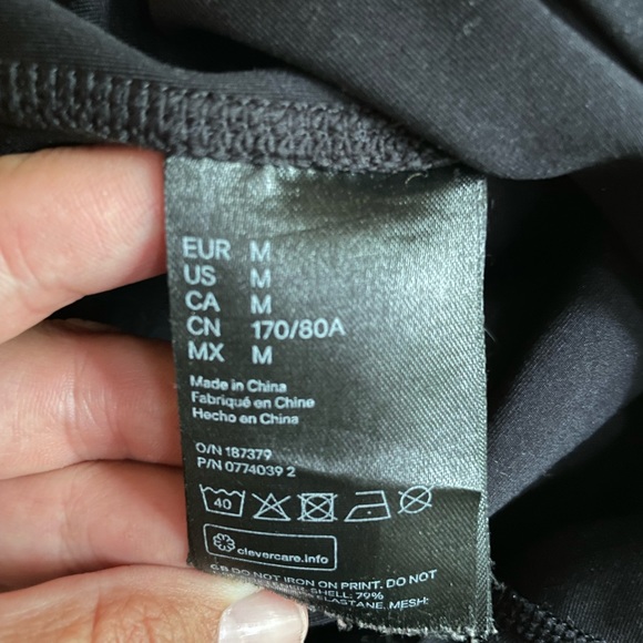 H&M Maternity Workout Pants - Picture 2 of 2